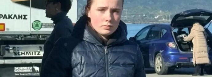 ΑΥΤΟΣ ΕΙΝΑΙ Ο 25ΧΡΟΝΟΣ ΠΟΥ ΤΡΙΓΥΡΙΖΕΙ ΜΕ ΤΗΝ ΕΞΑΦΑΝΙΣΜΕΝΗ ΛΟΡΑ