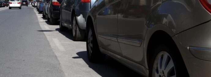 Τραγωδία στην Ελευσίνα: Κόρη παρέσυρε και σκότωσε τη μητέρα της την ώρα που τη βοηθούσε στο παρκάρισμα