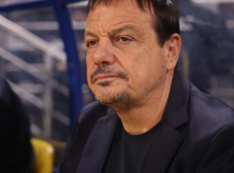 ΘΡΗΝΟΣ ΓΙΑ ΤΟΝ ΑΤΑΜΑΝ ΠΟΥ ΕΧΑΣΕ ΤΗ ΜΗΤΕΡΑ ΤΟΥ