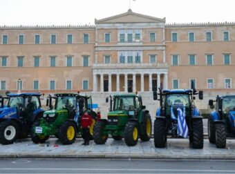 ΕΠΕΣΤΡΕΨΑΝ ΟΙ ΑΓΡΟΤΕΣ! ΠΟΙΟΙ ΔΡΟΜΟΙ ΘΑ ΕΙΝΑΙ ΚΛΕΙΣΤΟΙ ΣΗΜΕΡΑ