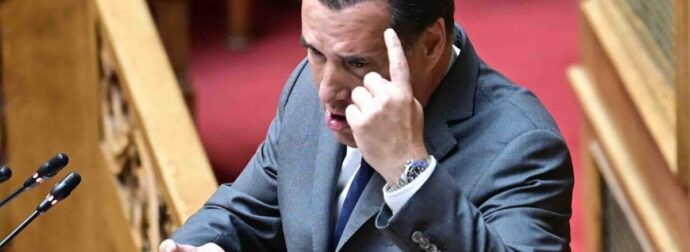 Έκπληκτοι όλοι με το νέο μαλλί του Άδωνι Γεωργιάδη – Φωτoγραφίες