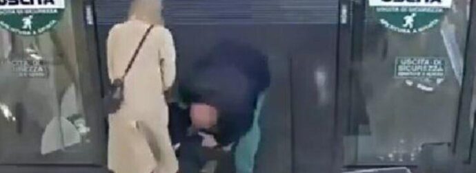 Σκηνές πανικού σε σούπερ μάρκετ στην Ιταλία: Άνδρας άρπαξε κοριτσάκι μέσα από τα χέρια της μαμάς του – Δείτε βίντεο