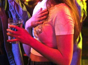 Τους κορόιδευε επί 16 χρόνια: Την ξεσκέπασε μια απλή ερώτηση