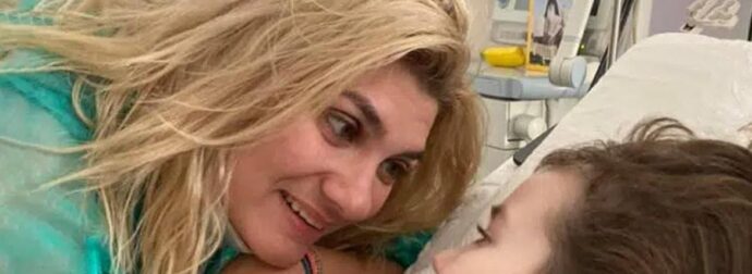 Pούλα Πισπιρίγκou: Εμφανίστηκε με μπαστούνι στο δικαστήριο – Από τι πάσχει