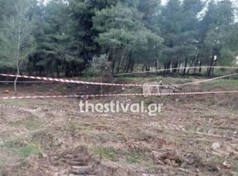 «Ήταν χωρίς κεφάλι, είδα ένα χέρι με δαχτυλίδι»: Μαθεύτηκε ποιανού είναι η σορός που βρέθηκε στη Χαλκιδική