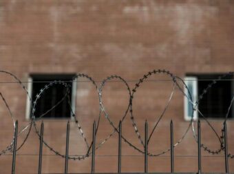 Λιβαδειά: Κρατούμενος βρέθηκε απαγχονισμένος στα κρατητήρια του Α.Τ.