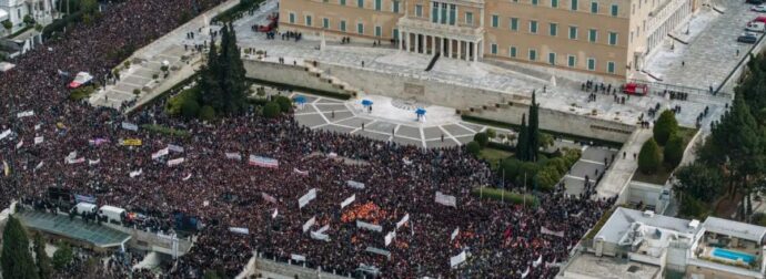 Τέμπη: Συλλαλητήρια σε όλη τη χώρα για την επέτειο της τραγωδίας, σε επιφυλακή 5.000 αστυνομικοί στην Αθήνα – Πώς θα κινηθούν τα Μέσα