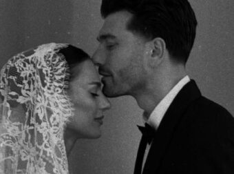 Ζευγάρι βγαλμένο από παραμύθι: Η γλυκιά κίνηση του γαμπρού στο «Η δε γυνή ίνα φοβήται τον άνδρα», έκανε το TikTok να «λιώσει»