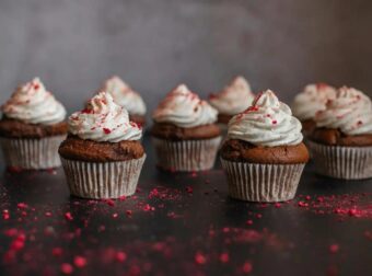 Εορτολόγιο: Ποιος γιορτάζει σήμερα Δευτέρα 2 Μαρτίου