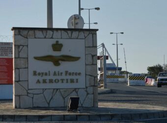 Συναγερμός στην Κύπρο: Καταρρίφθηκε και δεύτερο drone- Κάτοικοι αφήνουν τα σπίτια τους και τα σχολεία κλείνουν