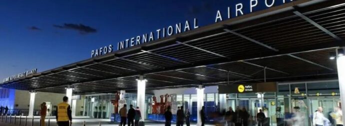 Κύπρος: Εκκενώνεται τώρα το αεροδρόμιο της Πάφου
