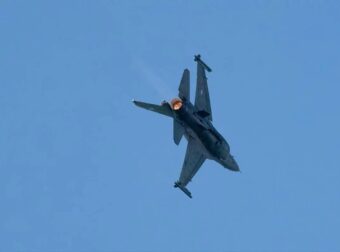 ΕΚΤΑΚΤΟ ΤΩΡΑ ΣΤΗ ΧΩΡΑ ΜΑΣ: ΜΑΧΗΤΙΚΑ ΑΕΡΟΣΚΑΦΗ ΠΕΤΟΥΝ ΠΑΝΩ ΑΠΟ ΤΗ ΘΕΣΣΑΛΟΝΙΚΗ