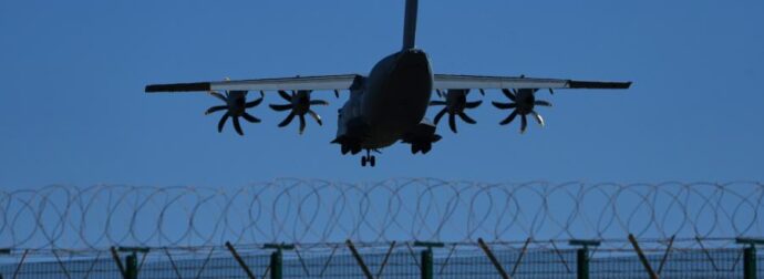 ΒΟΜΒΑ: ΠΛΗΡΟΦΟΡΊΕΣ ΟΤΙ ΜΕΓΑΛΗ ΔΥΝΑΜΗ ΜΠΑΙΝΕΙ ΣΤΟΝ ΠΟΛΕΜΟ