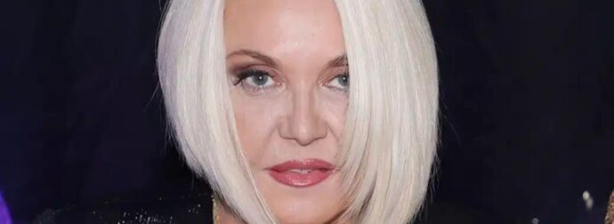 Ξέσπασε η Ρούλα Κορομηλά κατά των παρουσιαστών δελτίων ειδήσεων – «Διακόπτετε συνεχώς τους πολεμικούς ανταποκριτές on air»