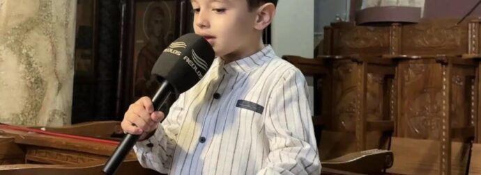 Συγκίνηση με τον 5χρονο Ταξιάρχη που ψέλνει με αγγελική φωνή και θέλει να γίνει ιερέας