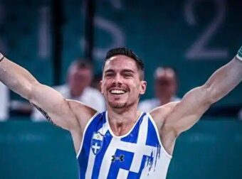 Θρίαμβος για τον Λευτέρη Πετρούνια