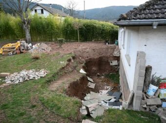 Γαλλία: Αυτός είναι ο λόγος που σκότωσαν τη μητέρα τους – Κατηγορεί ο ένας τον άλλον τώρα