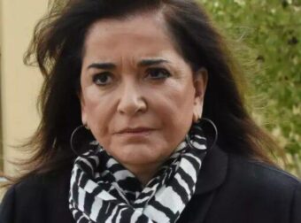 Ντόρα Μπακογιάννη: «Και τι προτείνετε τώρα που έχω παιδί αγνώστου πατρός; Να το καταπιώ;»