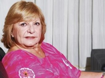 Σοκ: «Με πήρε τηλέφωνο η Τζένη Βάνου, τρεις μέρες πριν πεθάνει, με μία βραχνή φωνή, και εγώ έχω… μείνει, έκλαιγε και μου είπε αυτό…»