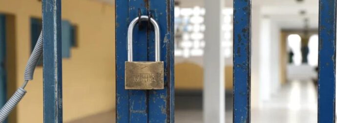 ΕΚΤΑΚΤΟ ΤΩΡΑ: ΚΛΕΙΝΟΥΝ ΤΑ ΣΧΟΛΕΙΑ ΑΠΟ ΣΗΜΕΡΑ ΜΕΧΡΙ ΚΑΙ ΤΙΣ 20 ΜΑΡΤΙΟΥ – ΔΕΙΤΕ ΤΗΝ ΛΙΣΤΑ