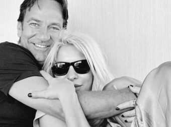 Ελένη Μενεγάκη: βγήκε και απάντησε για τα δημοσιεύματα διαζυγίου από τον Παντζόπουλο – «Με τον σύζυγό μου εδώ και 17 χρόνια…»