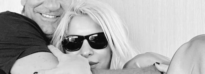 Ελένη Μενεγάκη: βγήκε και απάντησε για τα δημοσιεύματα διαζυγίου από τον Παντζόπουλο – «Με τον σύζυγό μου εδώ και 17 χρόνια…»