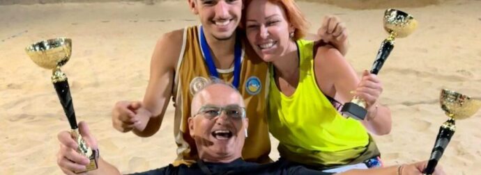 «Βουβός» πόνος για την τραγωδία – Το σπαρακτικό «αντίο» του πατέρα στον 18χρονο Μάκη