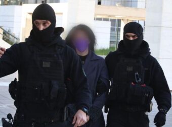 12ΧΡΟΝΗ ΣΤΟΝ ΚΟΛΩΝΟ: ΚΑΝΑΛΑΡΧΗΣ ΕΜΠΛΕΚΕΤΑΙ ΣΤΗΝ ΥΠΟΘΕΣΗ – ΤΟ ΑΠΟΚΑΛΥΨΕ Η ΜΑΝΑ