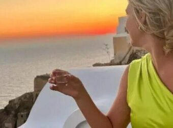 Γυναίκα κάνει τα πάντα για να βρει σύζυγο – «Είμαι ελεύθερη εδώ και περίπου πέντε χρόνια»