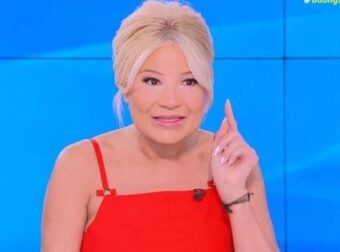 Το αποκάλυψε η Φαίη! Γι’ αυτό έφυγε άρον άρον χθες από την εκπομπή: «Είδα μαύρο. Έφυγα από πίσω. Πήρα ταξί σε 3 δευτερόλεπτα, είπα “πρέπει να πάω!”»