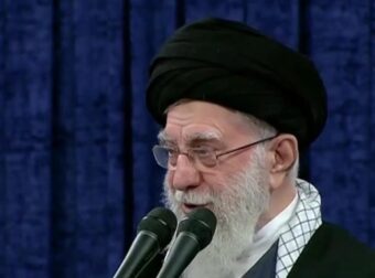 Ιράν: Αυτή είναι η τελευταία φωτογραφία του Αλί Χαμενεΐ, πριν τη δολοφονία του