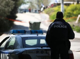 Τραγωδία στην Πάτρα: 38χρονος βρέθηκε νεκρός στο σπίτι του – Ήταν αδελφός αστυνομικού