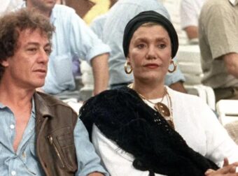 Όταν η Μαρινέλλα έγραψε και τραγούδησε «Με τoν Γκάλη, τον Γιαννάκη» για να υμνήσει τον μπασκετικό Άρη