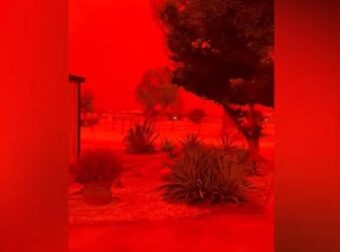 Eικόνες αποκάλυψης, λες και πήγες στην… κόλαση: Σοκ σε όλη την Δυτική Αυστραλία – Ξύπνησαν και είδαν ότι ο ουρανός έγινε κόκκινο «του αίματος»