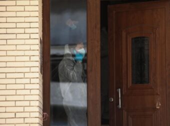 Ζωγράφου: Εδώ βρέθηκαν νεκρές μάνα και κόρη στου Ζωγράφου σε «τσιμεντωμένο» δωμάτιο