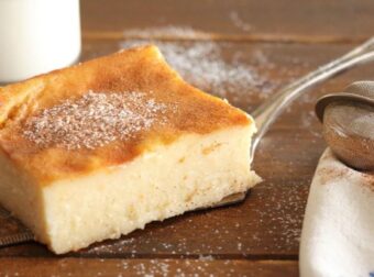 Η γαλατόπιτα της γιαγιάς: Με πορτοκάλι και κανέλα που μαγεύει μικρούς και μεγάλους