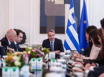 ΜΗΤΣΟΤΑΚΗΣ: ΑΥΤΟΙ ΘΑ ΑΝΤΙΚΑΤΑΣΤΗΣΟΥΝ ΤΟΥΣ ΥΠΟΥΡΓΟΥΣ ΠΟΥ ΠΑΡΑΙΤΗΘΗΚΑΝ