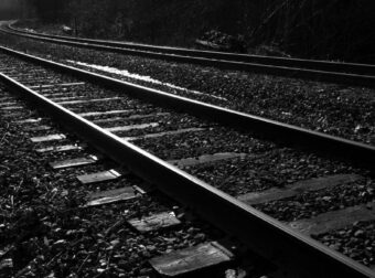 Τραγωδία Tώρα: Εκτροχιασμός τρένου γεμάτο επιβάτες στη Ρωσία