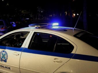 Στιγμές τρόμου στον Βόλο: 17χρονη βγήκε στο μπαλκόνι και φώναζε βοήθεια