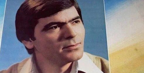 «Έρωτά μου αγιάτρευτε»: Ο τραγουδιστής Κώστας Κόλλιας που σκοτώθηκε στα 35,σε τροχαίο και δεν πρόλαβε καν να ακούσει την τεράστια επιτυχία του