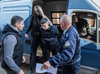 Έκτακτη εξέλιξη στην υπόθεση Μουρτζούκou – Ξαναπερνάει το κατώφλι του ανακριτή