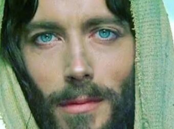 Αυτή είναι η συγκλονιστική σκηνή που κόπηκε από τη θρυλική σειρά «Ο Ιησούς από τη Ναζαρέτ»