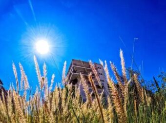 «Κλείδωσε» και είναι η πιο σίγουρη πρόβλεψη: Αυτός θα είναι ο καιρός την Κυριακή του Πάσχα – Πού θα βρέχει 100%