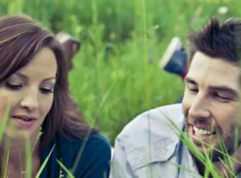 Έτσι θα τον πιάσεις: Τα σημάδια που δείχνει κάθε ζώδιο όταν απατά τον σύντροφο του