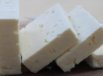 Το κόλπο της γιαγιάς για να διατηρήσεις τη φέτα για μήνες – Το 1 υλικό που κάνει τη διαφορά