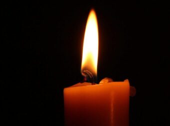 ΠΕΘΑΝΕ Ο ΘΡΥΛΙΚΟΣ ΗΘΟΠΟΙΟΣ ΤΟΥ ΚΙΝΗΜΑΤΟΓΡΑΦΟΥ