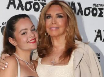 Μιμή Ντενίση: Πάσχα στο εξοχικό με την κόρη της Μαριτίνα – Ο κήπος, η θέα και οι πασχαλινοί μεζέδες