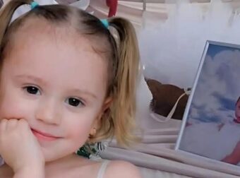 Με μπομπονιέρες και λουλούδια το τελευταίο αντίο στην 3χρονη που σκοτώθηκε στην Καβάλα: «Καλό παράδεισο πριγκίπισσά μου»