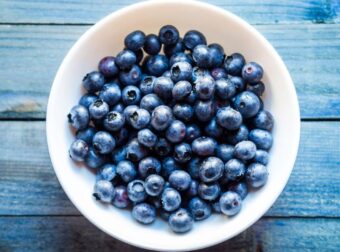 Αυτά τα «μπλε μαργαριτάρια» είναι από τα πιο υγιεινά φρούτα που μπορείτε να φάτε