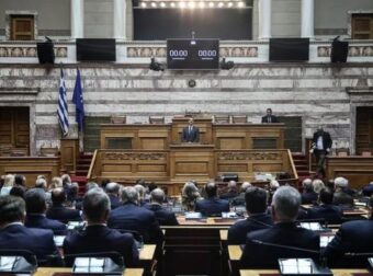 ΕΚΤΑΚΤΟ ΓΙΑ ΝΔ – Χαμός στη Νέα Δημοκρατία: Παραίτηση «βόμβα» και αντικατάσταση κορυφαίου βουλευτή – Ραγδαίες πολιτικές εξελίξεις